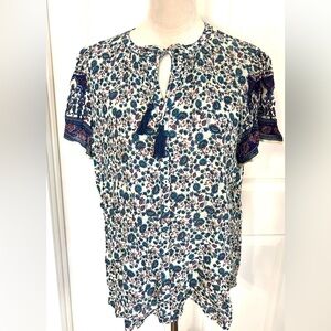 Women’s Bila Blouse